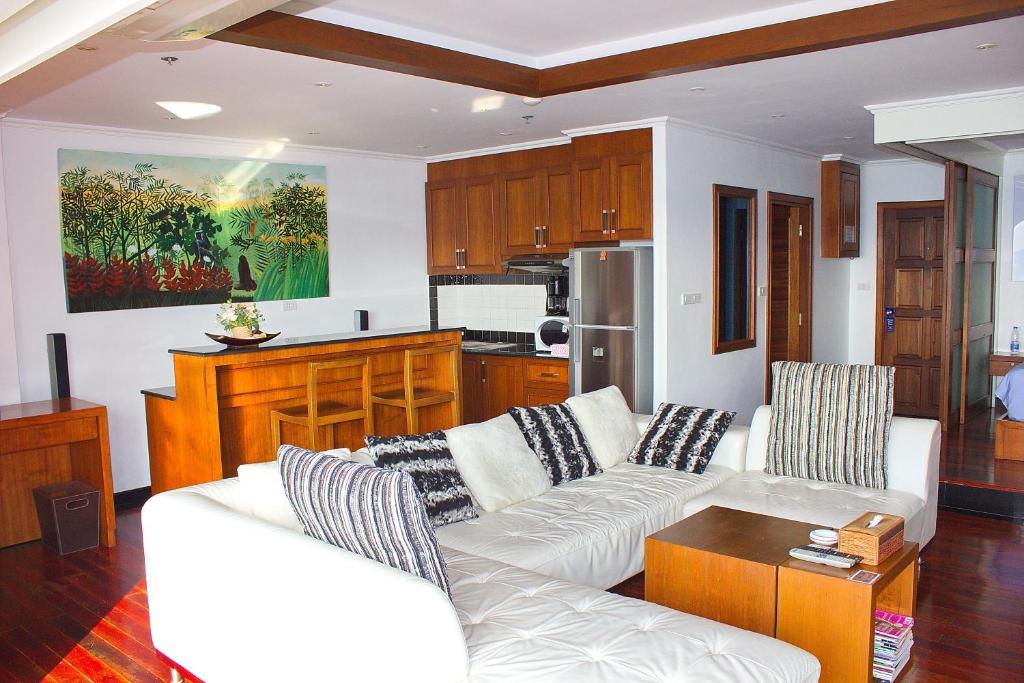 Patong Tower Holiday Rentals Room photo